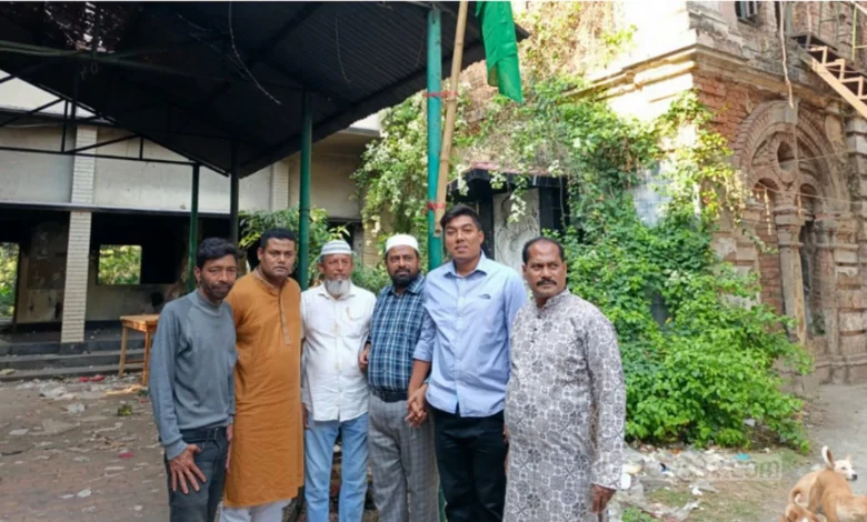 পাবনা জেলা আওয়ামী লীগ কার্যালয়ে ১৮ মাস পর জাতীয় পতাকা উত্তোলন