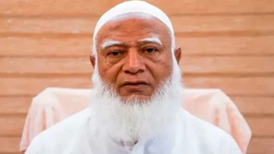 ‘ইনকিলাব জিন্দাবাদ’—জামায়াত আমিরের স্ট্যাটাস ভাইরাল
