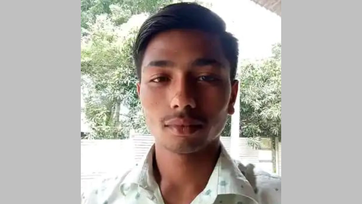 চকরিয়া পৌরসভার নিউমার্কেট থেকে ৪জন ছিনতাইকারী আটক