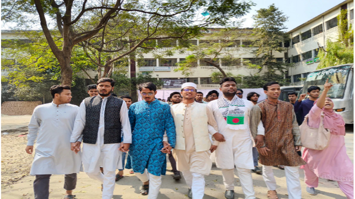নরসিংদীসহ সারাদেশে ধর্ষণ ও সহিংসতার বিচারের দাবিতে জকসুর বিক্ষোভ মিছিল