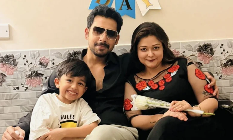 পাল্টাপাল্টি পোস্ট, পরকীয়ার গুঞ্জন— আলভীর স্ত্রীর আত্মহত্যার নেপথ্যে কী?