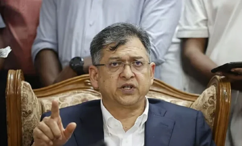শীর্ষ সন্ত্রাসী-চাঁদাবাজদের বিরুদ্ধে শিগগিরই অ্যাকশন : স্বরাষ্ট্রমন্ত্রী