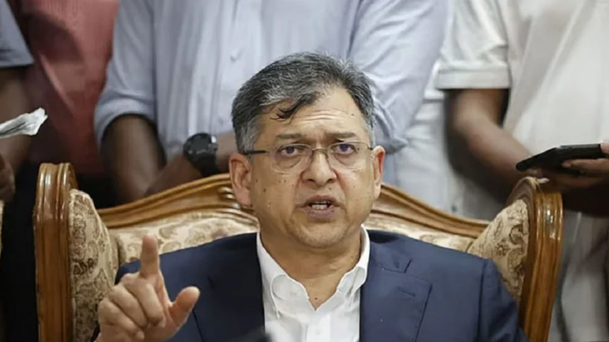 শীর্ষ সন্ত্রাসী-চাঁদাবাজদের বিরুদ্ধে শিগগিরই অ্যাকশন : স্বরাষ্ট্রমন্ত্রী