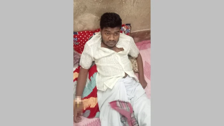 যশোরে ব্যবসায়ীকে তুলে নিয়ে মারধর, ২ লাখ ২০ হাজার টাকা ছিনতাই