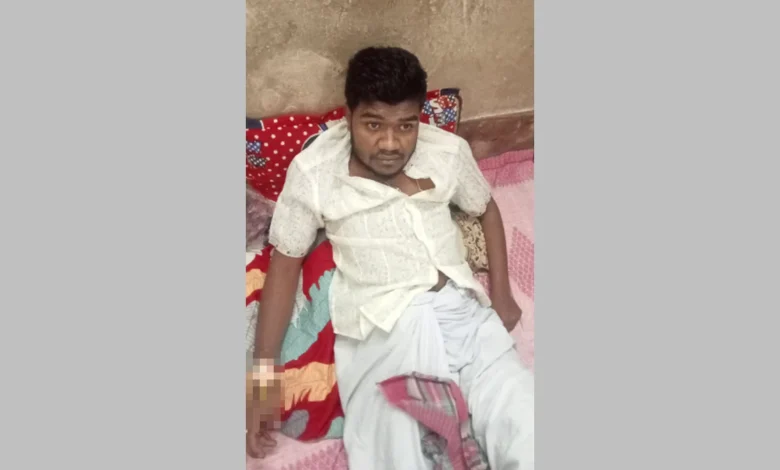 যশোরে ব্যবসায়ীকে তুলে নিয়ে মারধর, ২ লাখ ২০ হাজার টাকা ছিনতাই