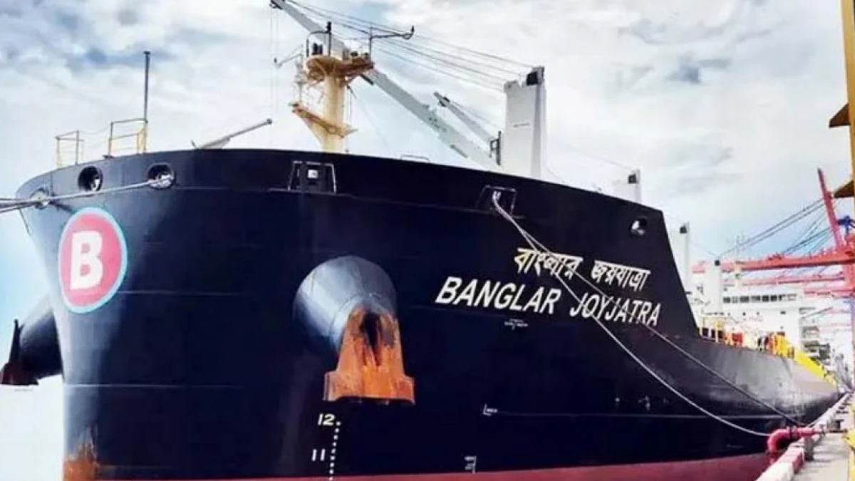 ৩১ নাবিক নিয়ে আমিরাতের বন্দরে আটকা পড়েছে ‘বাংলার জয়যাত্রা’