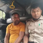 বাসায় বসে বিএনপি নেতার ইয়াবা ব্যবসা
