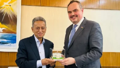 অর্থমন্ত্রী আমীর খসরু আমার পুরোনো বন্ধু: মার্কিন রাষ্ট্রদূত