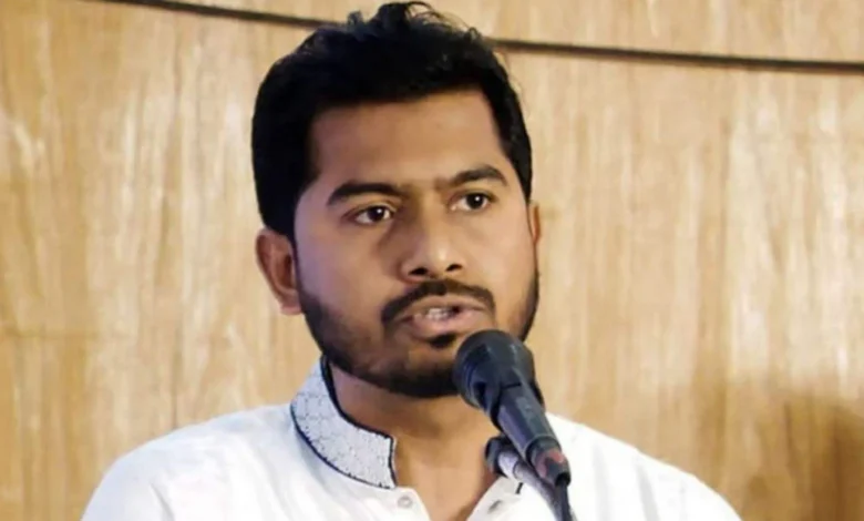 সংসদ থেকে ওয়াক আউট জনগণকে আইওয়াশ করেছে: নুর