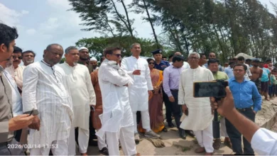 মেঘনার তীর রক্ষা বাঁধ পরিদর্শনে পানিসম্পদ মন্ত্রী এ্যানি ও হুইপ নিজান