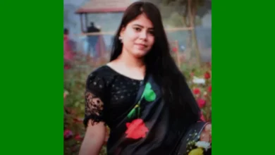উত্তরায় ব্যাগ ধরে ছিনতাইকারীর টান, চলন্ত অটোরিকশা থেকে পড়ে নারীর মৃত্যু