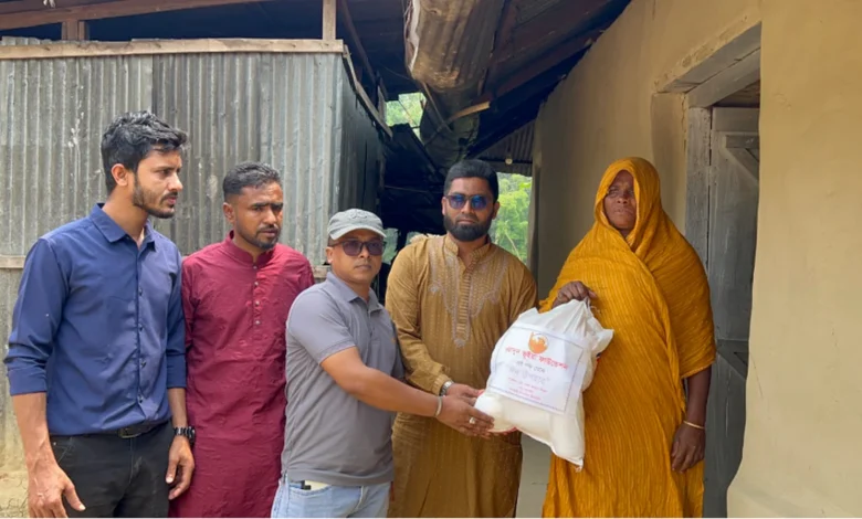 ঈদকে সামনে রেখে পানছড়িতে অসহায়দের পাশে ওয়াদুদ ভুইঁয়া ফাউন্ডেশন