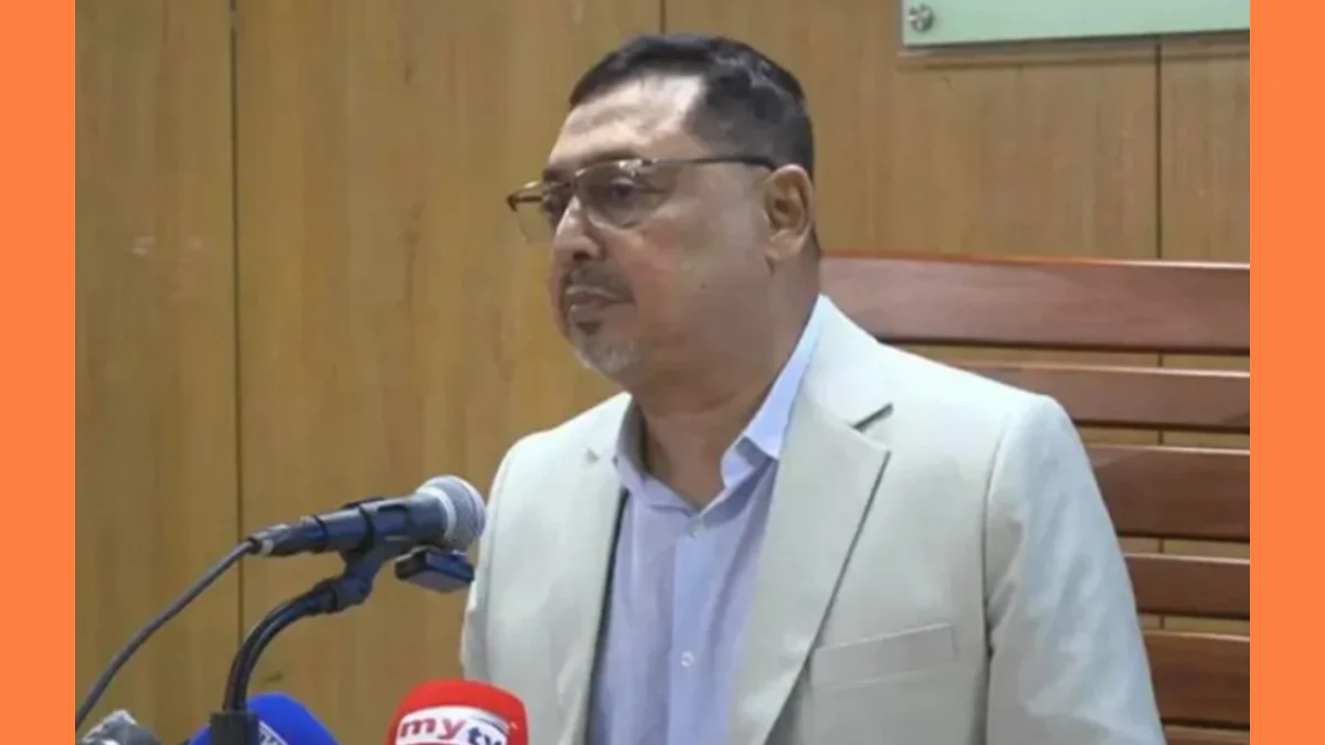 এক মাসের জ্বালানি তেল মজুত আছে: মন্ত্রিপরিষদ সচিব