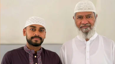 মিরাজের সঙ্গে ছবি, পোস্ট দিলেন জাকির নায়েক