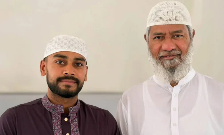 মিরাজের সঙ্গে ছবি, পোস্ট দিলেন জাকির নায়েক