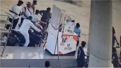 পরিমাণের চেয়ে বেশি তেল না দেওয়ায় মারধর ও লুট, অভিযুক্ত সাবেক ছাত্রদল নেতা