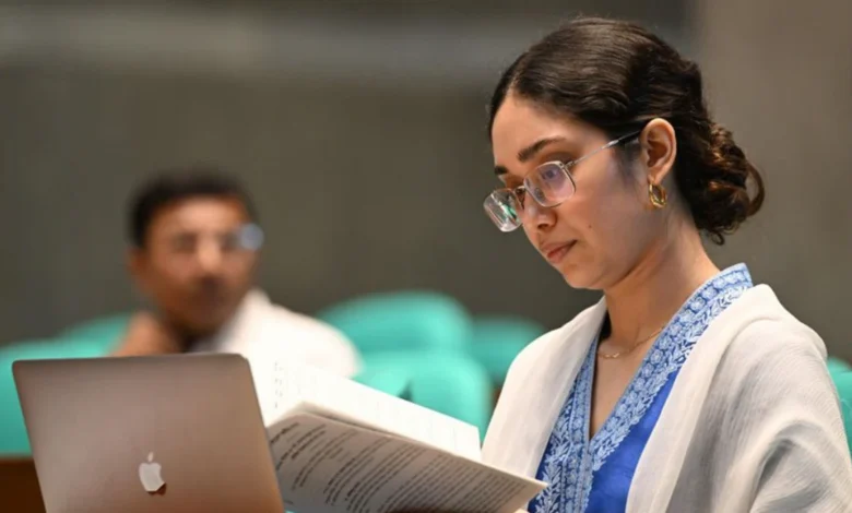 ভিভিআইপি লাউঞ্জে বসে সংসদ অধিবেশন দেখলেন জাইমা রহমান
