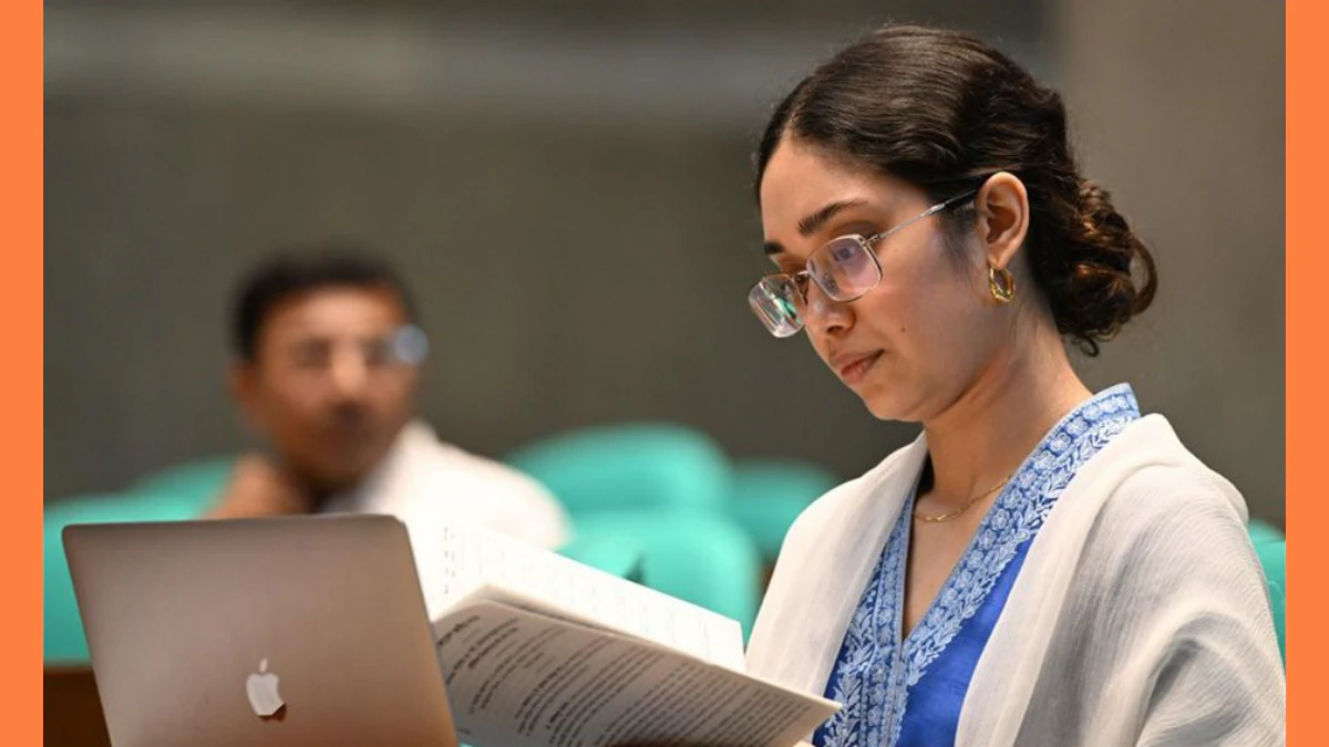 ভিভিআইপি লাউঞ্জে বসে সংসদ অধিবেশন দেখলেন জাইমা রহমান