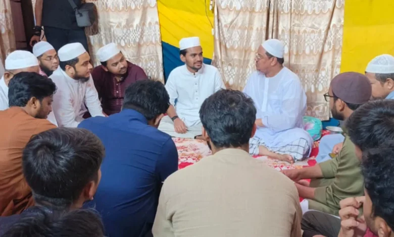 চরমোনাই মাহফিলে আসিফ মাহমুদের নেতৃত্বে এনসিপি প্রতিনিধিদল