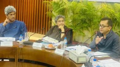 ঋণ ব্যবস্থাপনা ও করের আওতা বাড়ানোর ওপর জোর বাণিজ্যমন্ত্রীর