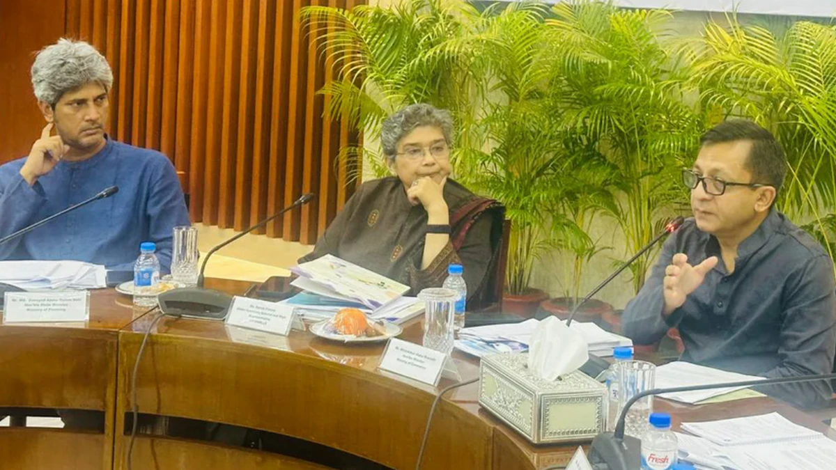 ঋণ ব্যবস্থাপনা ও করের আওতা বাড়ানোর ওপর জোর বাণিজ্যমন্ত্রীর