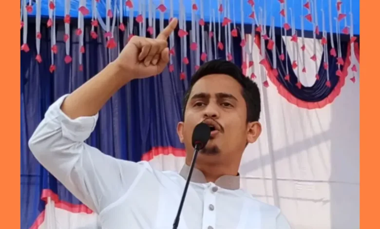কটাক্ষ করে সারজিসের দুই শব্দের পোস্ট