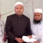 পাঁচবিবিতে মসজিদে লক্ষ টাকার ২টি এসি দিলেন মেয়র প্রার্থী শামীম
