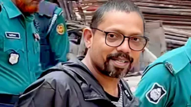 পলকের নির্দেশেই ইন্টারনেট বন্ধ করে দেওয়া হয়