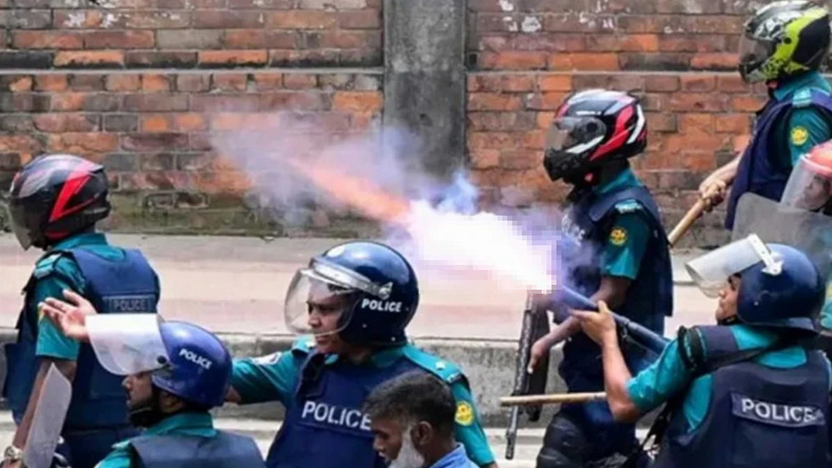 আমার ডান হাতে গুলি লেগে অপর পাশ দিয়ে বেরিয়ে যায়: মারুফ