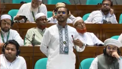 আমাকে কোপাতে এসেছিল যারা, তারা এখনও বুক ফুলিয়ে ঘুরছে