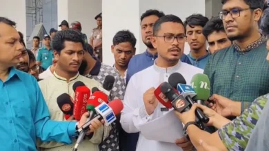 রাজনীতির নামে নৃশংসতা: চাপাতি দিয়ে গোড়ালি কাটল ছাত্রদল