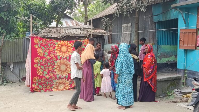 রাজারহাটে ট্রাক দুর্ঘটনায় প্রান গেলো ভ্যান চালোকের