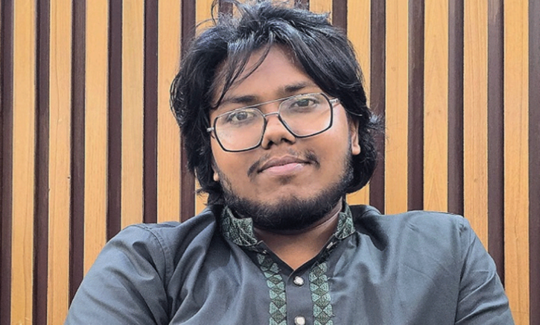 হামলাকারীদের মধ্যে ছোট ভাইদের দেখে কেঁদে ফেলেন জুবায়ের