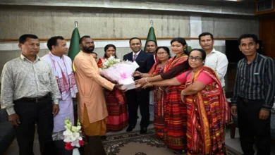 হাজং প্রতিনিধিদলের সঙ্গে ডেপুটি স্পীকারে সৌজন্য সাক্ষাৎ