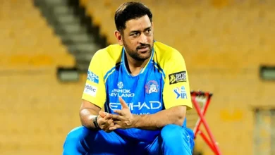 ধোনির ফিরতি দেরি: নতুন আঘাতের ছায়া