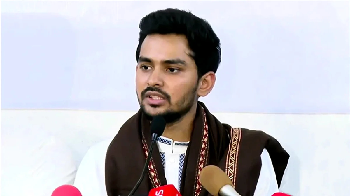 গণহত্যাকারী-চাঁদাবাজ বাদে সবার জন্য এনসিপির দুয়ার উন্মুক্ত: আসিফ মাহমুদ