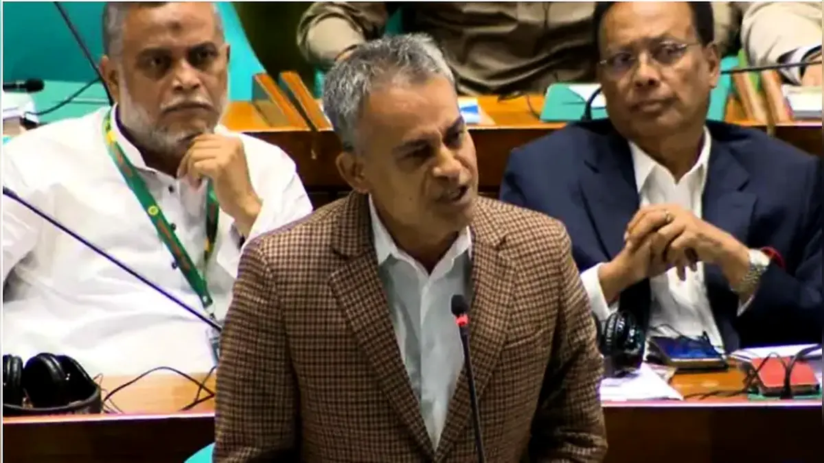 বিরোধী দলকে রাজনীতি শেখার পরামর্শ সেতুমন্ত্রীর
