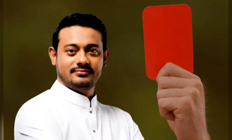 আমরাও কার্ড এনেছি, লাল কার্ড: নাসীরুদ্দীন পাটওয়ারী