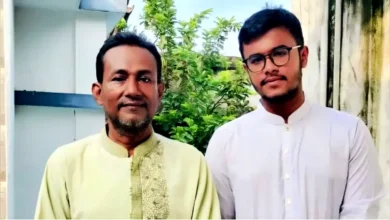 বাবার মরদেহ বাড়িতে রেখে এসএসসি পরীক্ষা দিল ছেলে