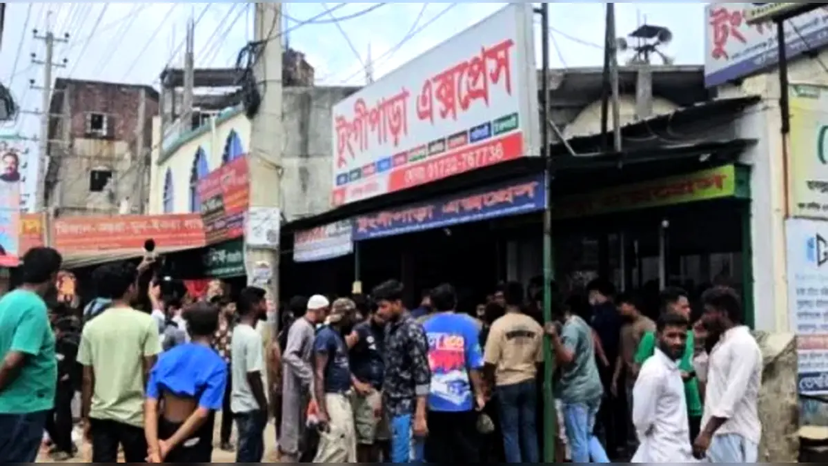 বাসস্ট্যান্ড দখল নিয়ে বিএনপির দুই গ্রুপে সংঘর্ষ