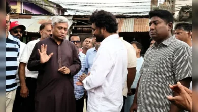 বৈষম্যবিরোধী নেতার বাসভবনে হামলা, ঘটনাস্থলে প্রতিমন্ত্রী উপস্থিত