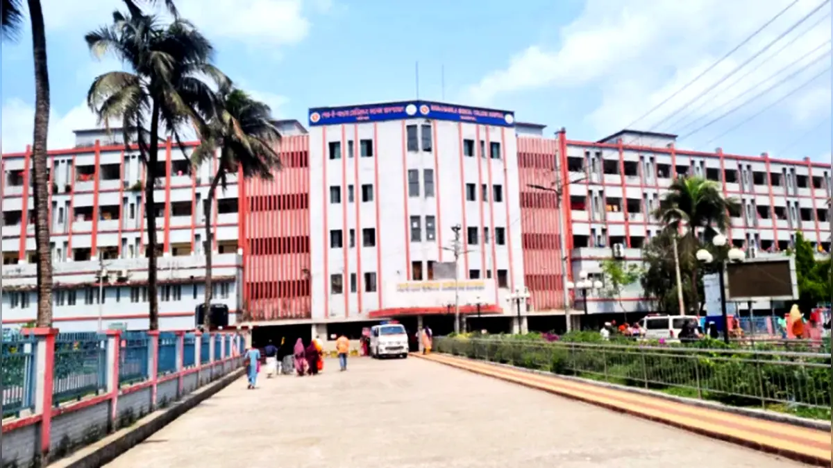 বকশিশের টাকা না পেয়ে অক্সিজেন মাস্ক খুলে নিলেন কর্মচারী, ২ মিনিটে রোগীর মৃত্যু