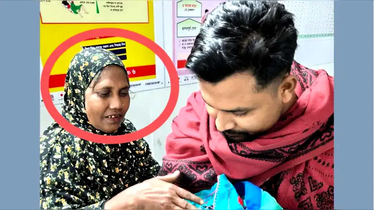 ছাত্রদল নেতার পোস্টে ‘হা হা’ রিয়েক্ট: ছেলেকে বাঁচাতে গিয়ে মায়ের মৃত্যু