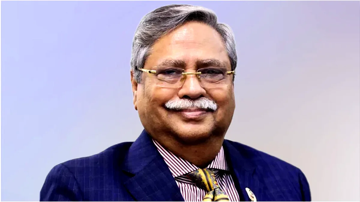 চিকিৎসা শেষে দেশে ফিরেছেন রাষ্ট্রপতি