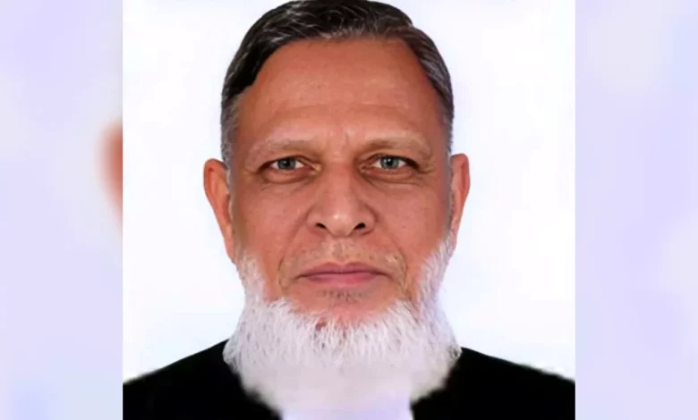 পদত্যাগ করলেন ডেপুটি অ্যাটর্নি জেনারেল রেজাউল করিম