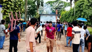 ডুয়েটে ভিসি নিয়োগ ঘিরে সংঘর্ষ, আহত বহু শিক্ষার্থী
