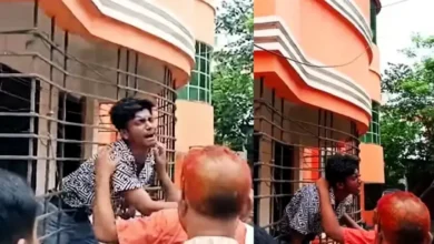 গ্রিলে আটকে চোরের চিৎকার— ‘স্যার আমি বের হতে পারছি না’