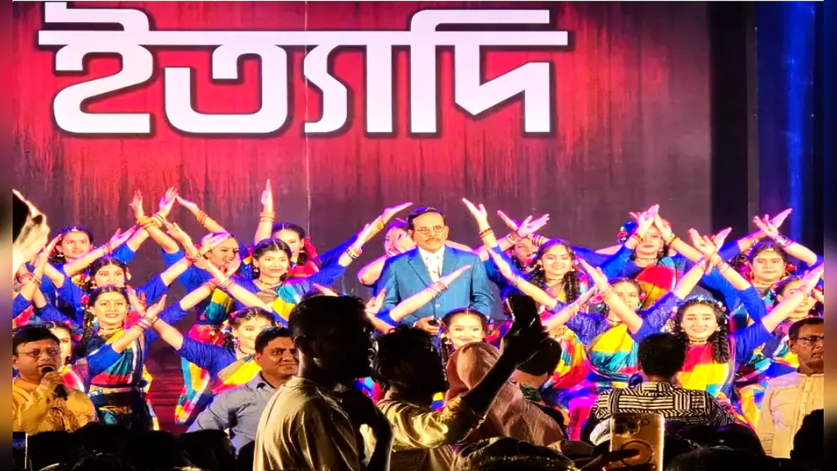 ‘ইত্যাদি’র শুটিং স্পটে চরম বিশৃঙ্খলা, সাংবাদিকসহ শতাধিক দর্শকের মোবাইল চুরি
