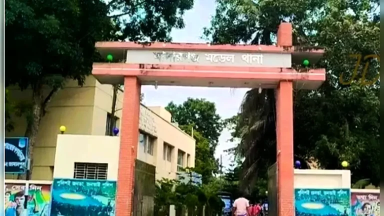 জামালপুরে দুপুরে তালাক, সন্ধ্যায় বিদ্যুৎস্পৃষ্টে গৃহবধূর মৃত্যু