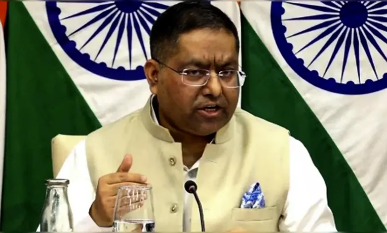 কাঁটাতারের বেড়া প্রসঙ্গে জয়সওয়াল: সীমান্ত সুরক্ষা অগ্রাধিকার